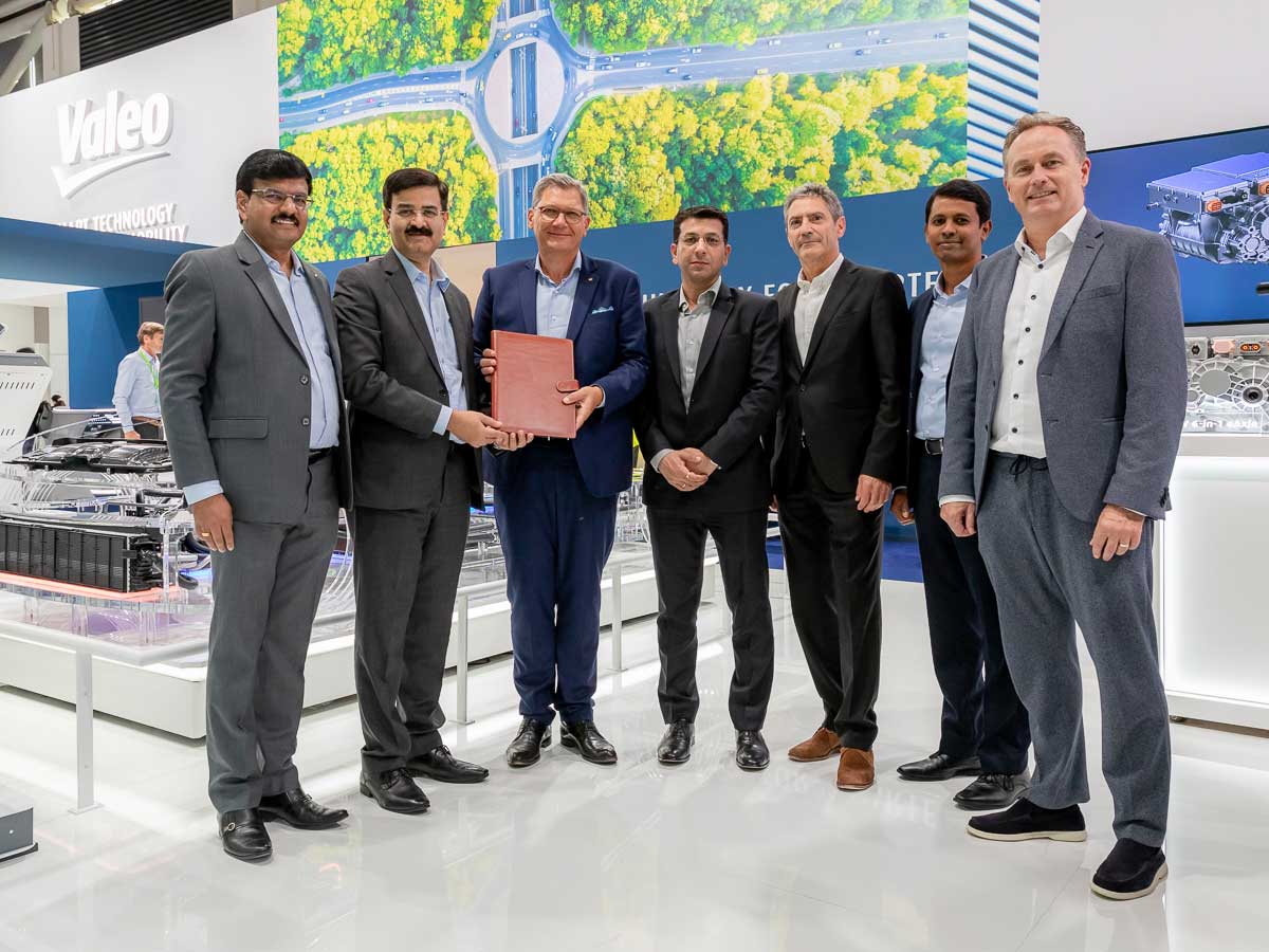 Valeo to supply electric powertrain to Mahindra