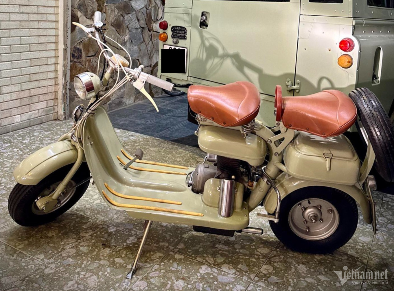 Xe cổ Lambretta Model F 1954 cực hiếm tại Hà Nội có giá 250 triệu đồng