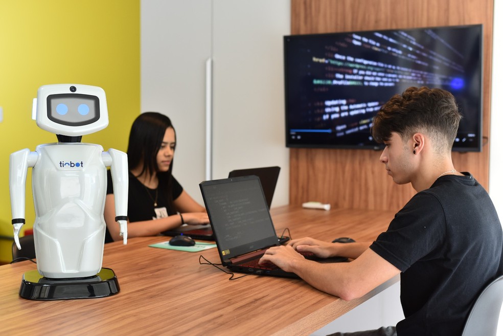 Evento discute inovações da tecnologia em Valença