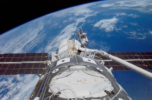 The International Space Station, a cosmic collaboration, turns 25