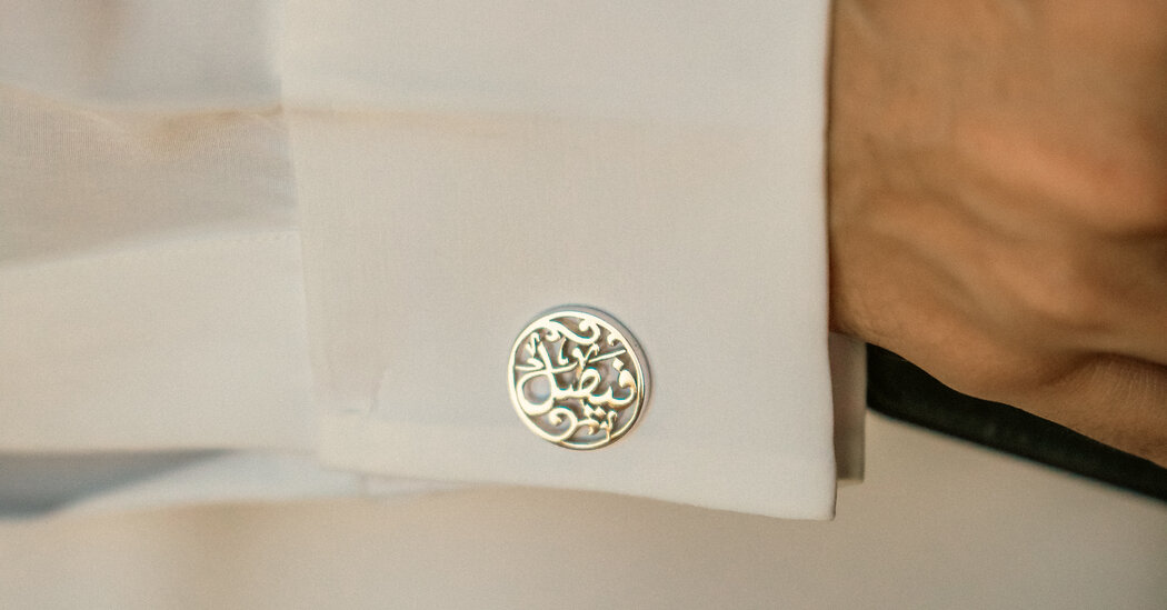 Cuff Links Gain Status in the Middle East