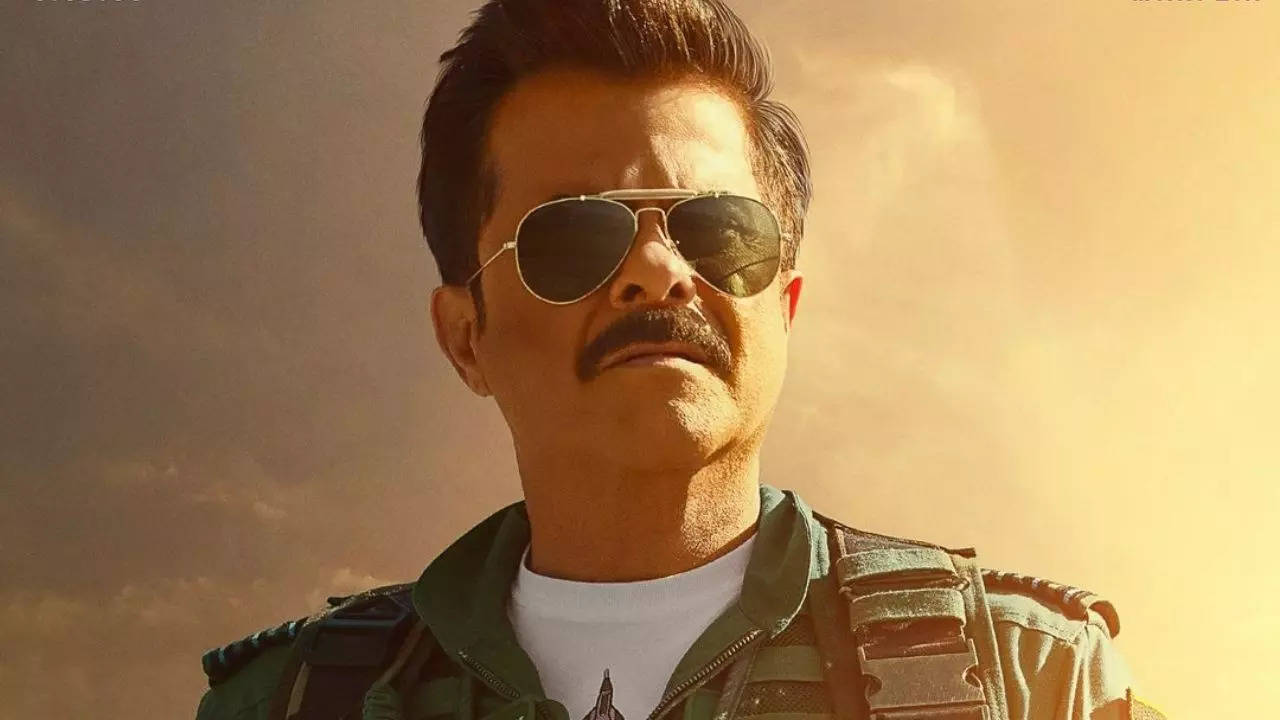 Fighter: रॉकी बनकर पर्दे पर तबाही मचाएंगे Anil Kapoor, पायलेट बन फैंस को कराएंगे मनोरंजन की सैर