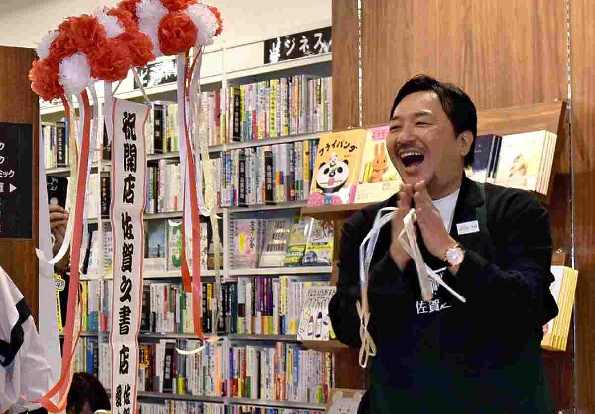 Acclaimed Writer Shogo Imamura Opens Bookstore in Saga, Repaying Prefecture that Got Him Started