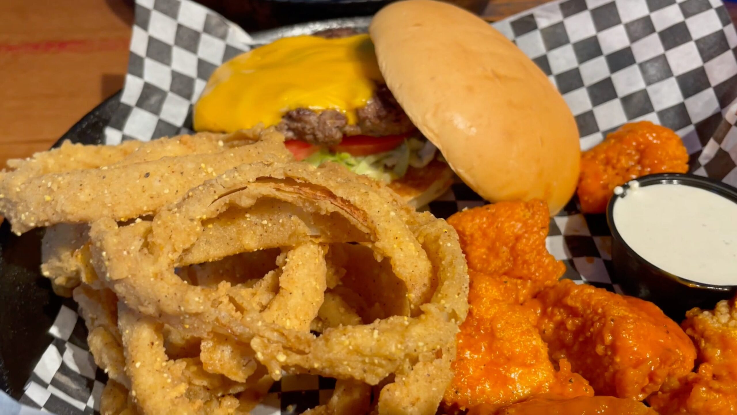 This Pigeon Forge restaurant makes the best cheeseburgers in Tennessee, according to Yelp