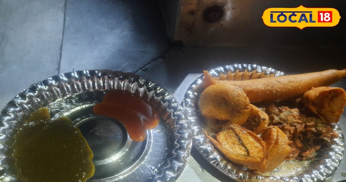 Delhi Famous Food:दिल्ली में यहां ट्राय करें क्रिस्पी पकौड़े-जलेबी, जानें कीमत