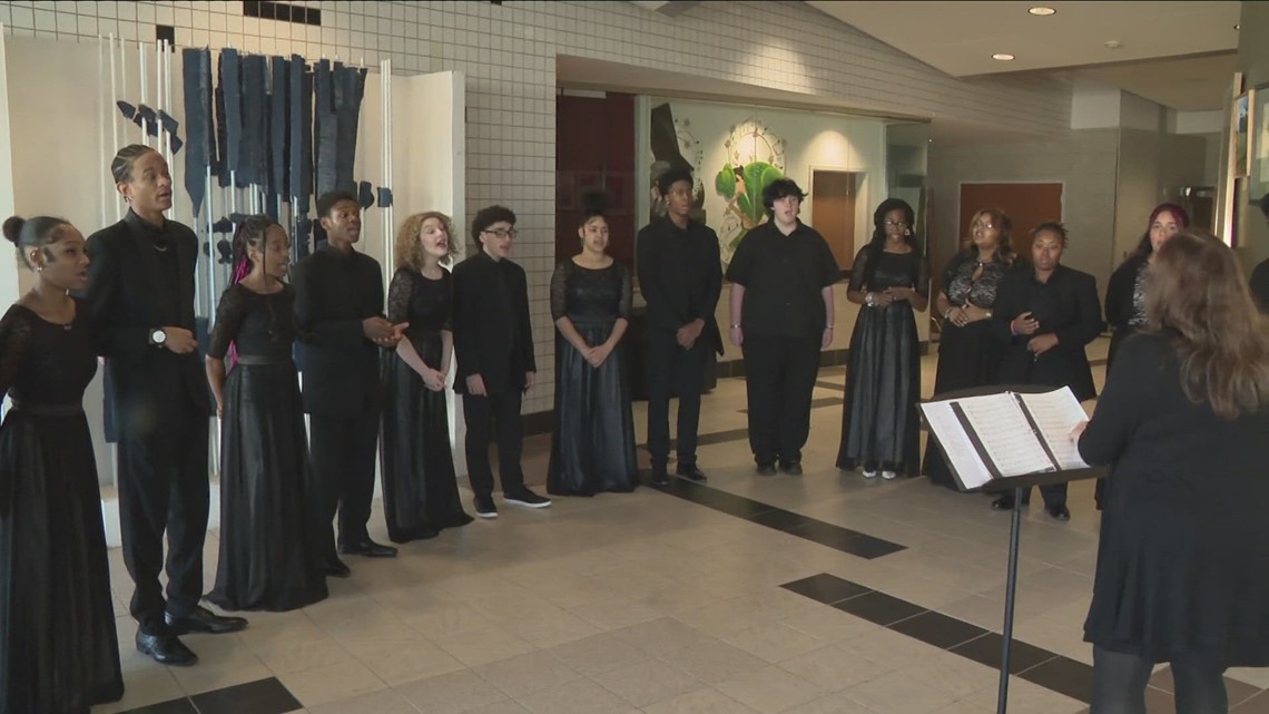 Buffalo Academy of Visual and Performing Arts brings the holiday spirit to M&T’s Gold Dome