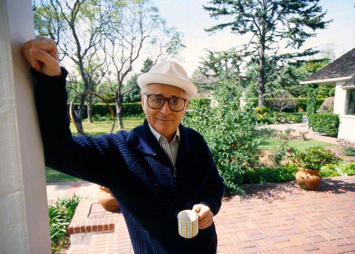 Norman Lear, Pioneering Television Producer, Dies at 101