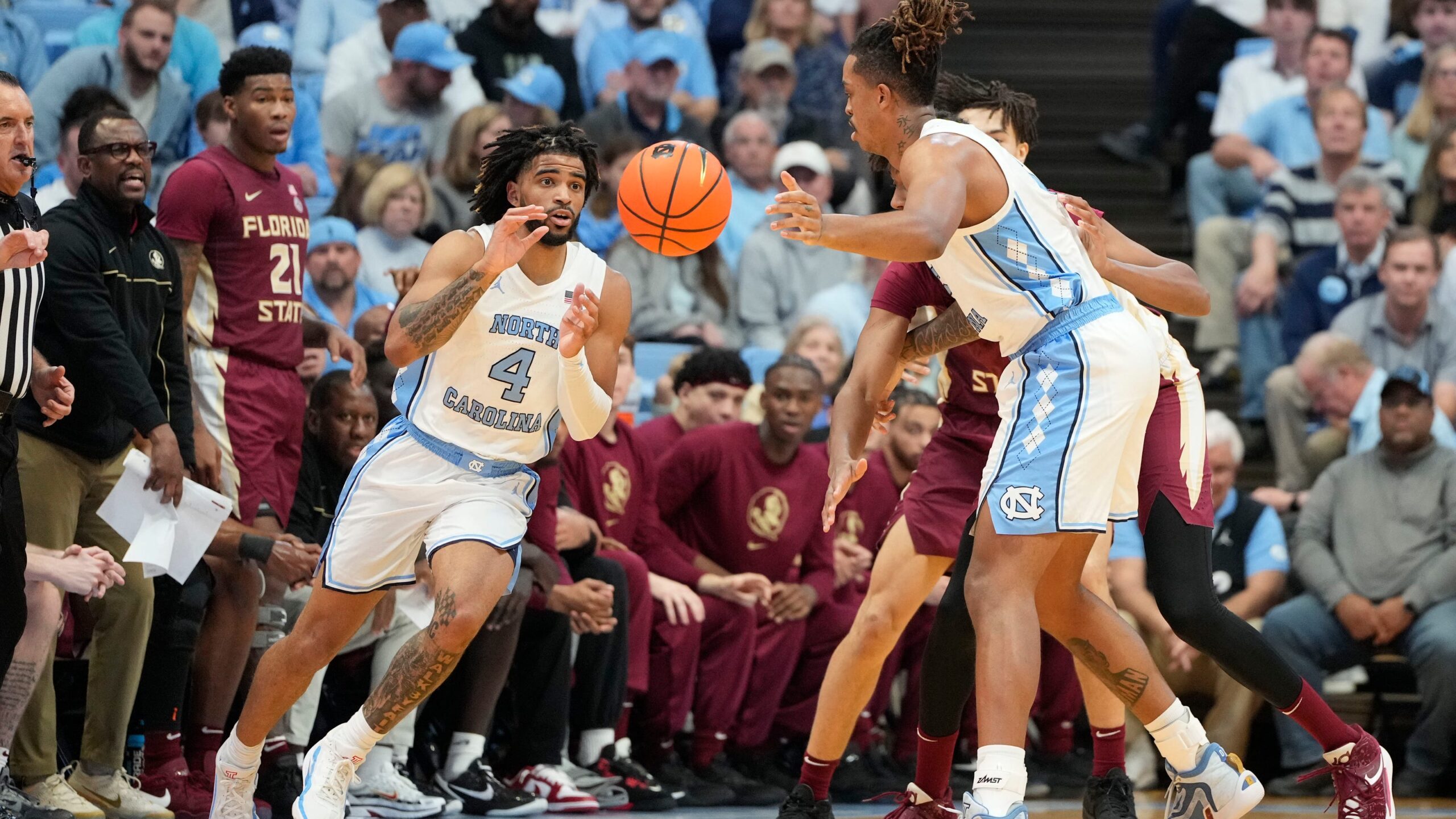 What channel is UNC basketball vs. UConn? Time, TV schedule
