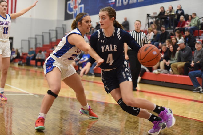 Photos: Yale girls basketball outlasts St. Clair on the road