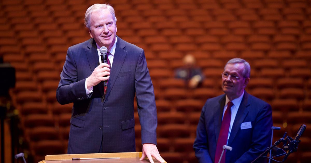 Voice of Tabernacle Choir’s ‘Music and the Spoken Word’ will be leaving for an LDS mission