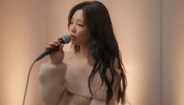 Jennie of BLACKPINK Has a Wonderful Christmas Present to Give Her Fans