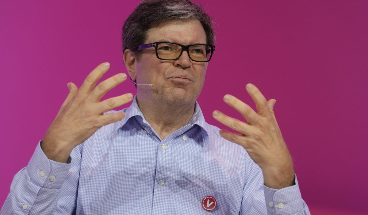AI’s future could be ‘open-source’ or closed. Tech g