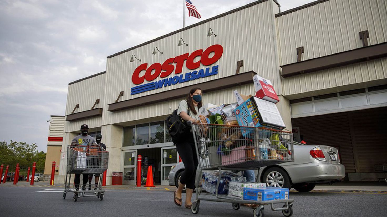 How can I get free groceries from Costco?