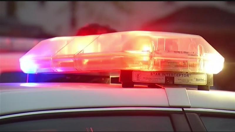 RPD: Man thrown from car during crash on East Avenue