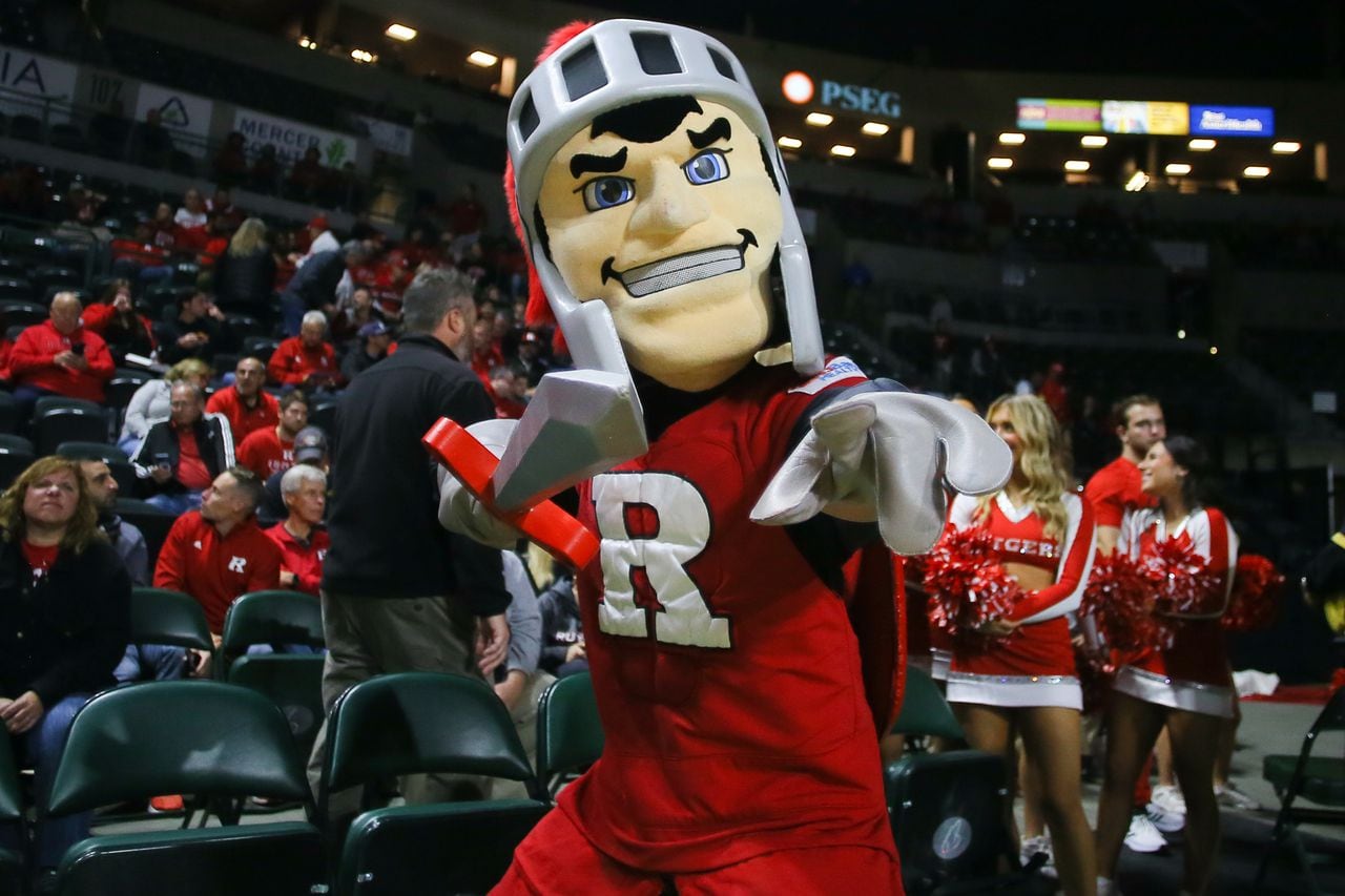 Ex-Rutgers basketball star plays key part in top-10 upset