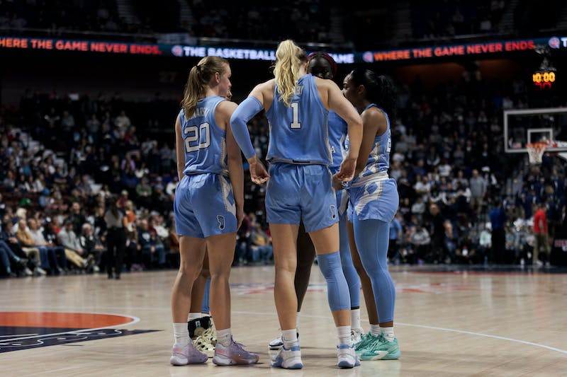 No. 24 UNC women’s basketball falls to No. 17 UConn, 76-64, in Hall of Fame Women’s Showcase