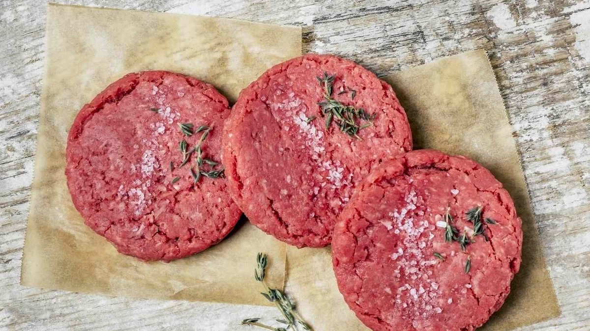 Is It Safe to Consume Old Ground Beef? Understanding Food Safety and Best Practices