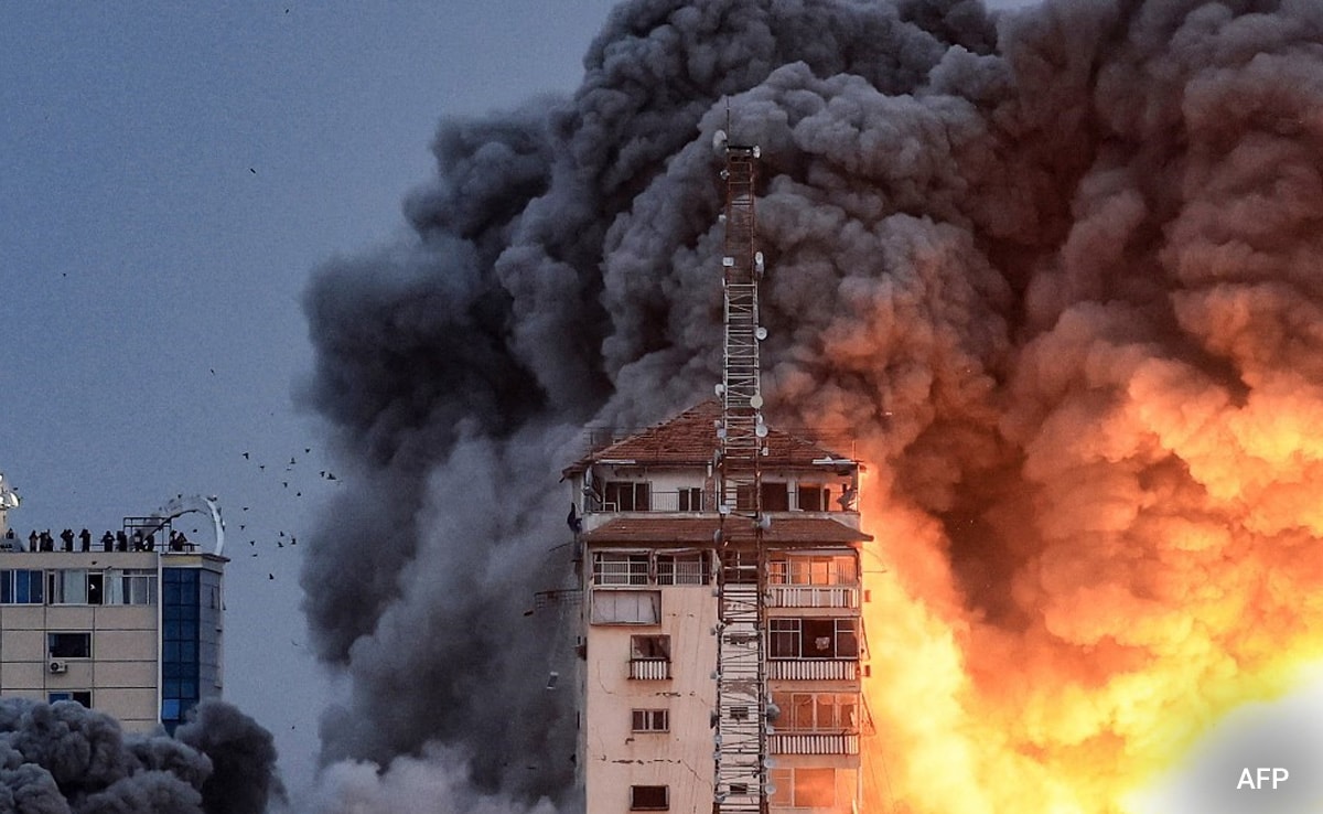 18,000 Palestinians Killed In Israeli Attacks, Says Gaza Health Ministry