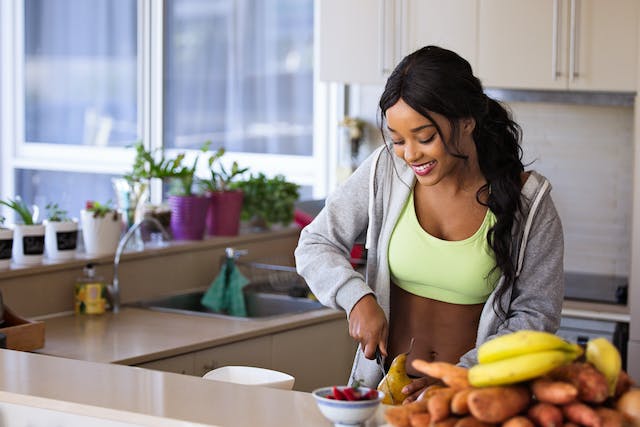 7 Essential Habits for a Holistically Optimized Lifestyle