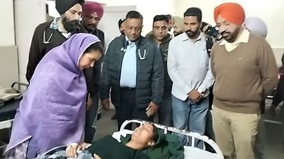 Punjab: संगरूर में मेरिटोरियस स्कूल में फूड पॉइजनिंग से 74 छात्राएं बीमार; मेस ठेकेदार गिरफ्तार, प्रिंसिपल निलंबित