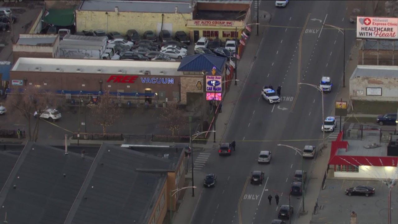 Heavy police presence spotted on West Side
