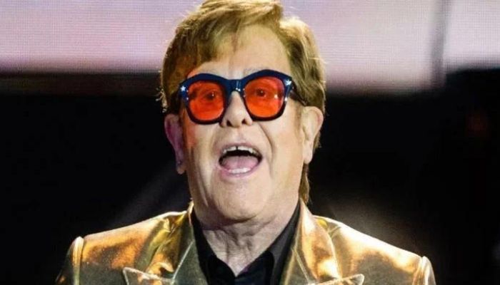 Elton John Earns an Astounding £118,600 Per Day on His Yellow Brick Road Tour