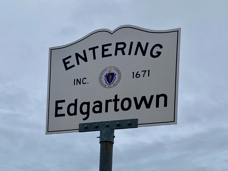 Edgartown: Fitness, Barn Buddies, Community Suppers, scavenger hunt, and Life Review – The Martha’s Vineyard Times