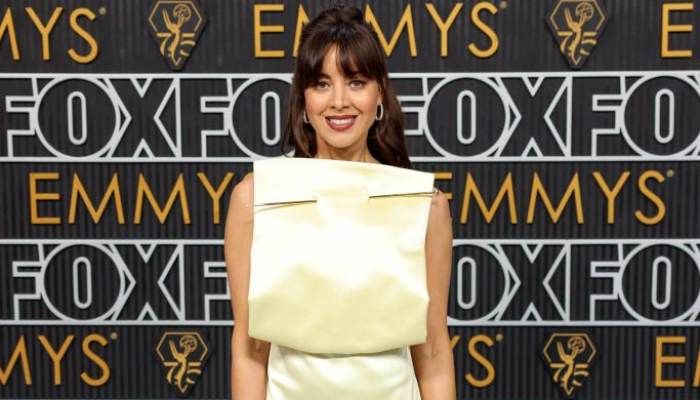 Aubrey Plaza Became a Laughing Stock with Her Viral Emmys Attire