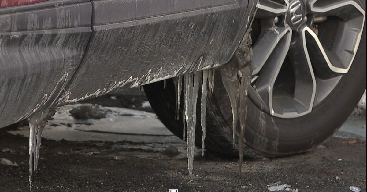 Mechanics give tips for car care in cold weather