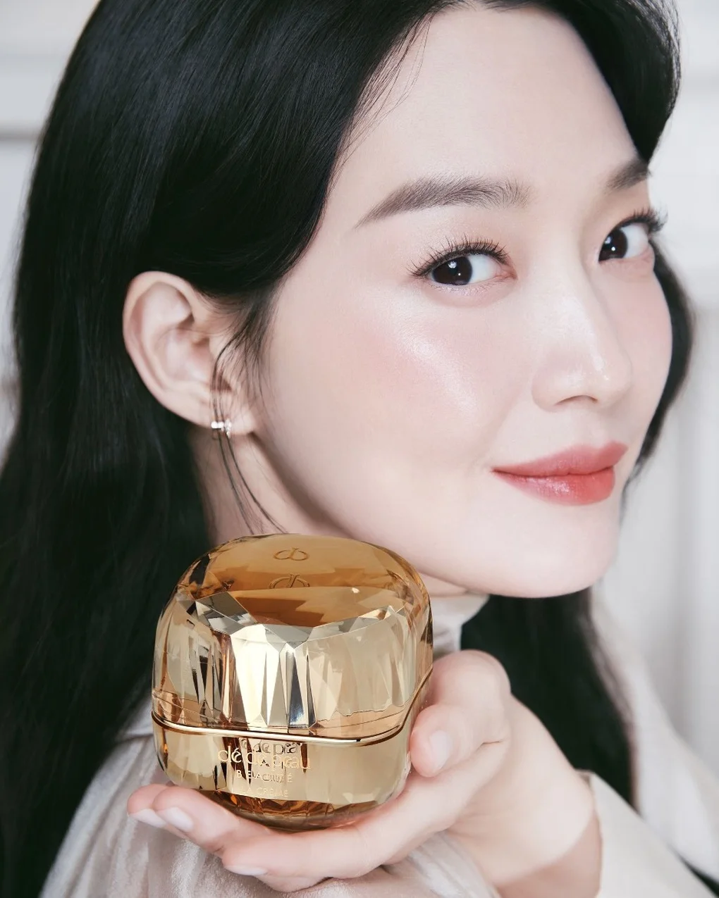 Shin Min-A là đại sứ thương hiệu mới nhất của Clé De Peau Beauté - 4