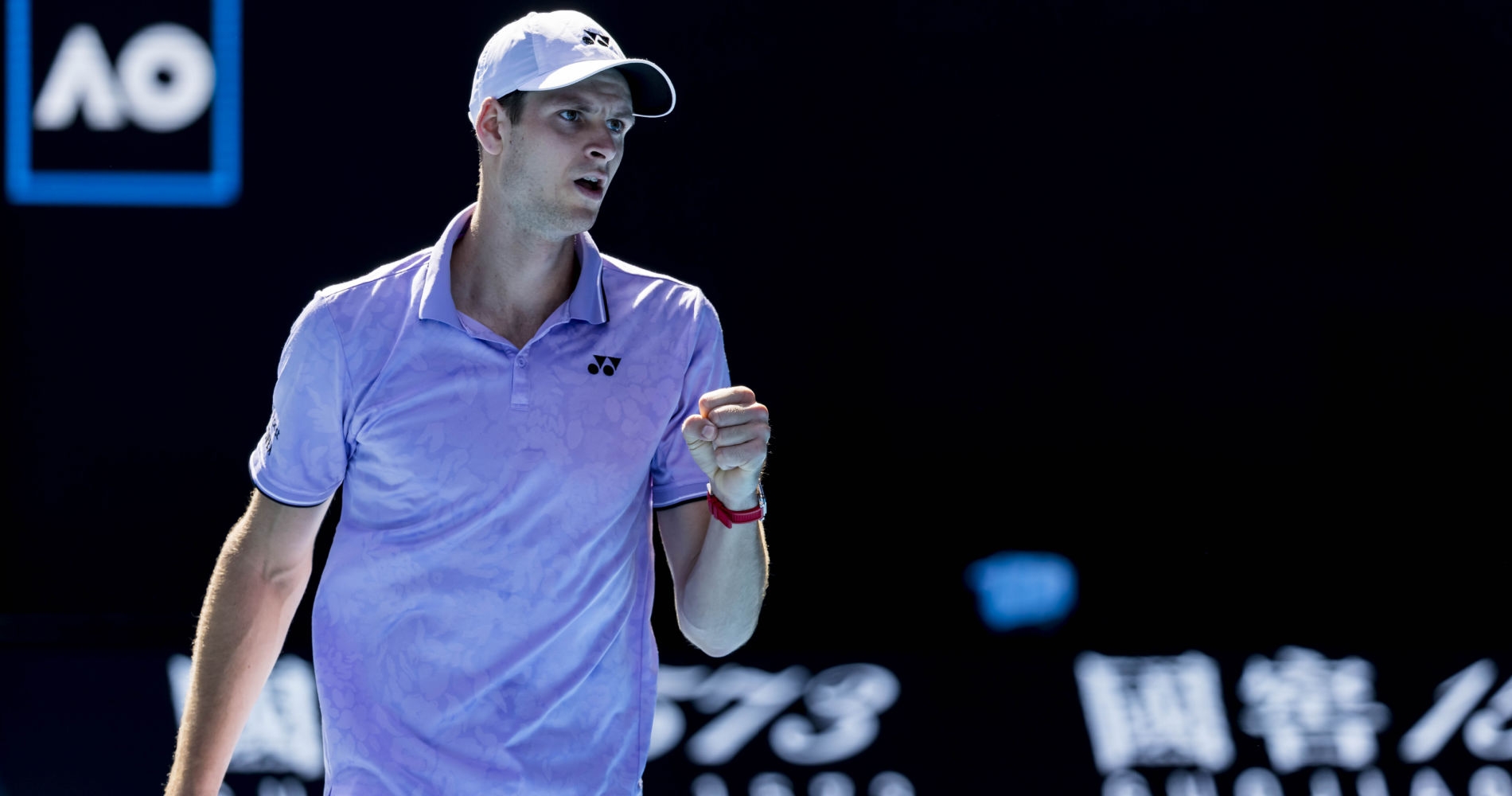 Australian Open: Hurkacz through to last 16 for second year in a row