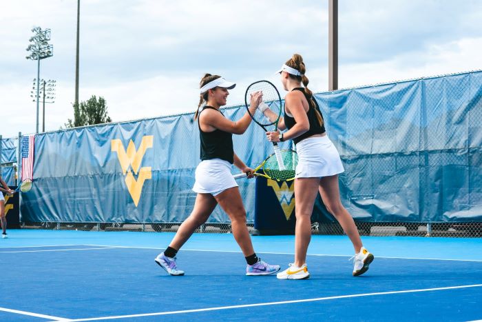 Mountaineers open spring tennis season with two sweeps on Saturday