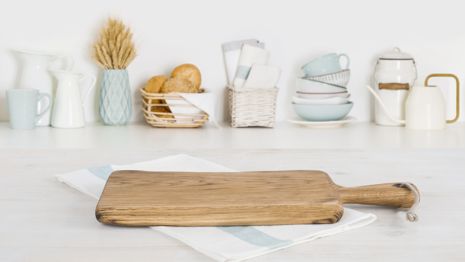 Clever Cutting Board DIYs You’ll Want To Use Around The House