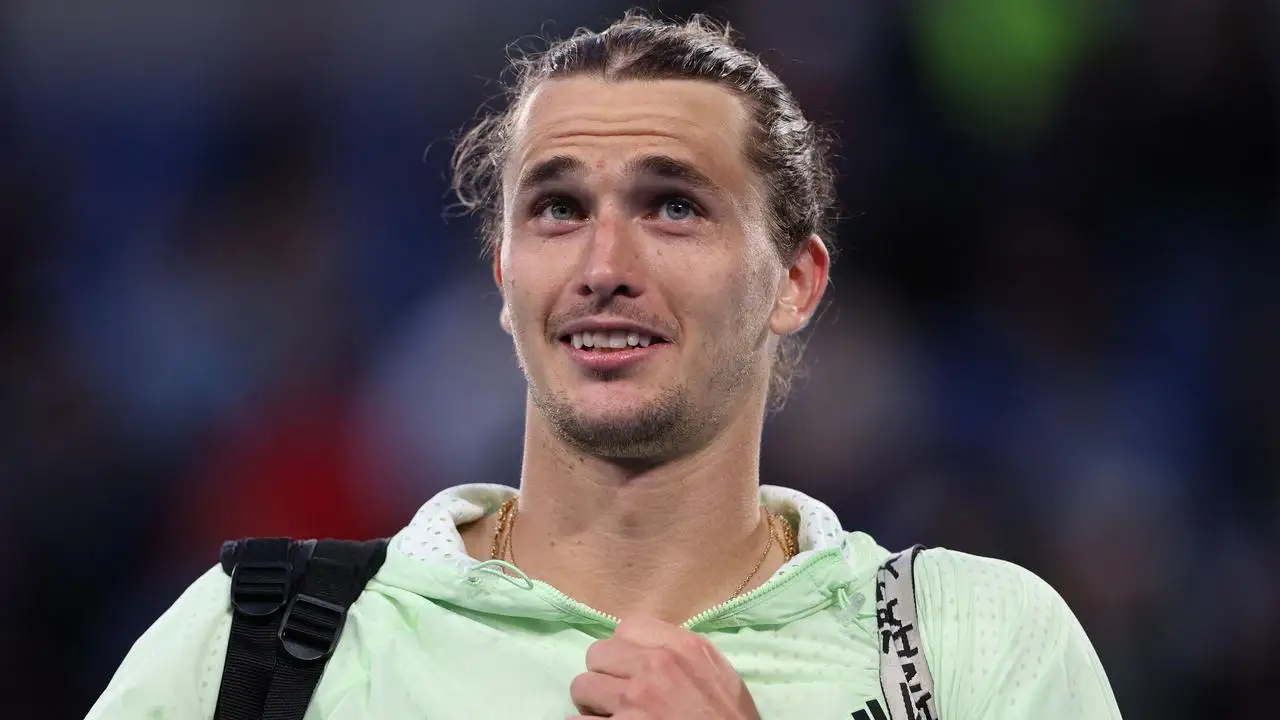 Alexander Zverev pulled the don’t you know who I am card. (Photo by Martin KEEP / AFP)