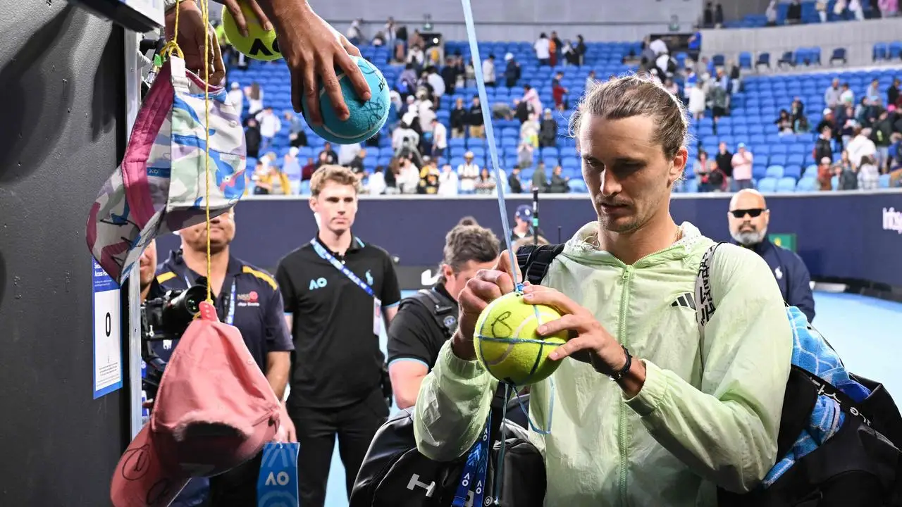 It’s been an eventful Australian Open for Zverev. (Photo by WILLIAM WEST / AFP)