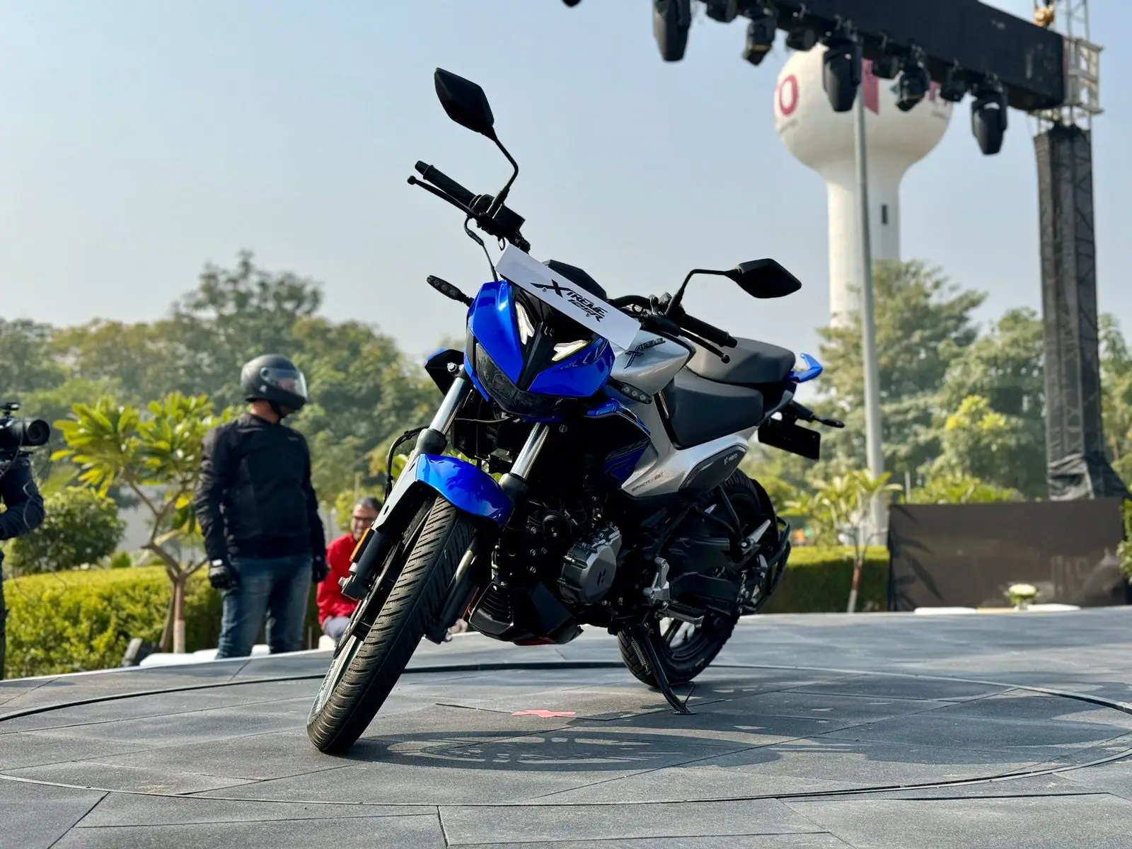 लॉन्च हुई नई Hero Xtreme 125R, कितनी है कीमत और किससे होगा मुकाबला? यहां जान लीजिये