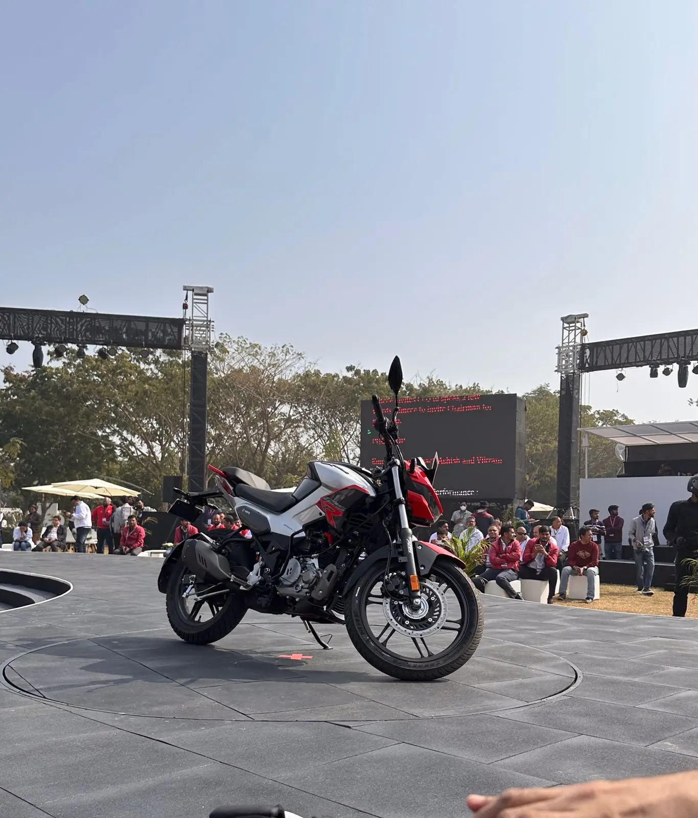 लॉन्च हुई नई Hero Xtreme 125R, कितनी है कीमत और किससे होगा मुकाबला? यहां जान लीजिये