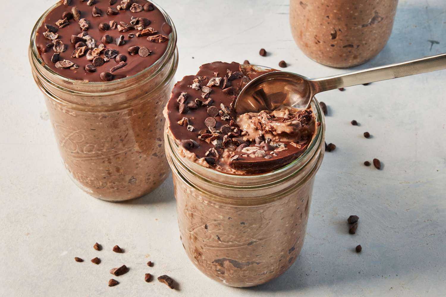 These Overnight Oats Taste Like Brownie Batter