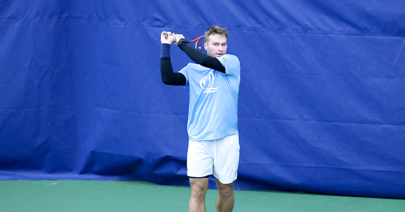 Men’s Tennis Falls at St. John’s to Open Spring