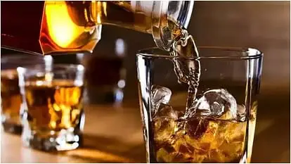 Himachal: Criminal cases will be registered against operators of liquor vends running without food license.