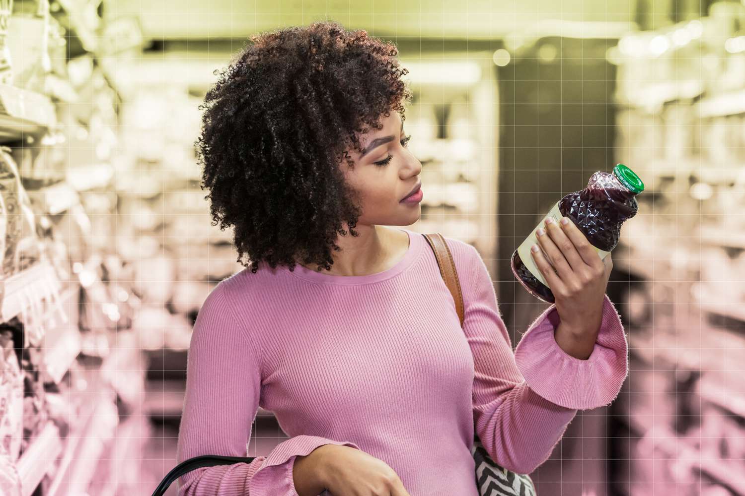 3 Things I Check First on the Nutrition Label, According to a Dietitian