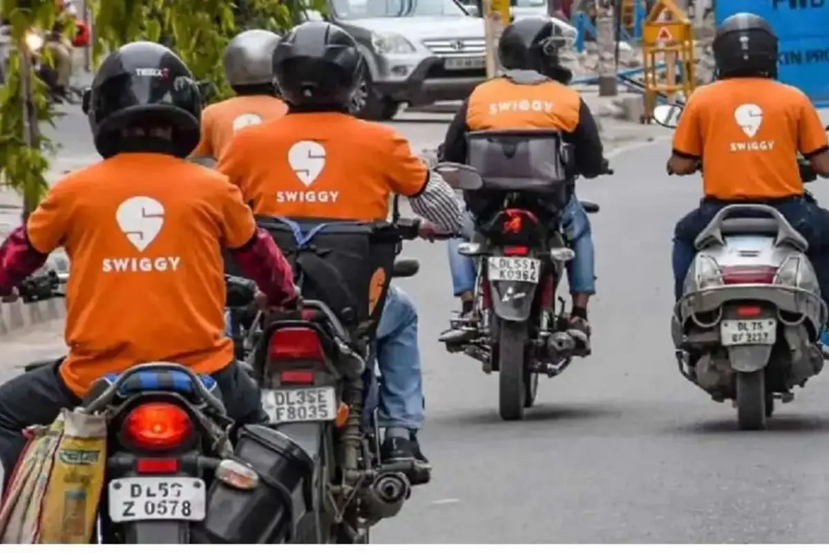 IPO से पहले फूड डिलीवरी कंपनी Swiggy ने लिया बड़ा फैसला, इतने कर्मचारियों की हुई छंटनी