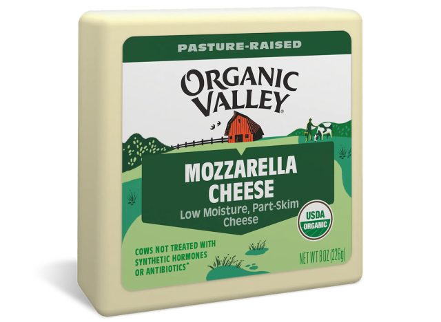 9 Best & Worst Mozzarella Cheeses, According to Dietitians