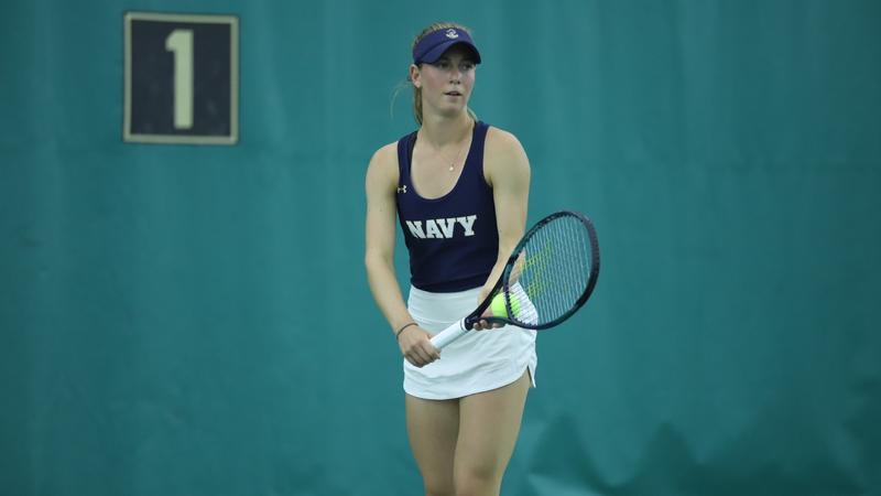 Women’s Tennis Defeated in Tight Battle at Richmond