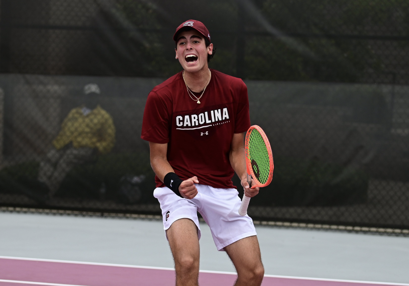 Gamecock tennis earns ninth straight win over Clemson