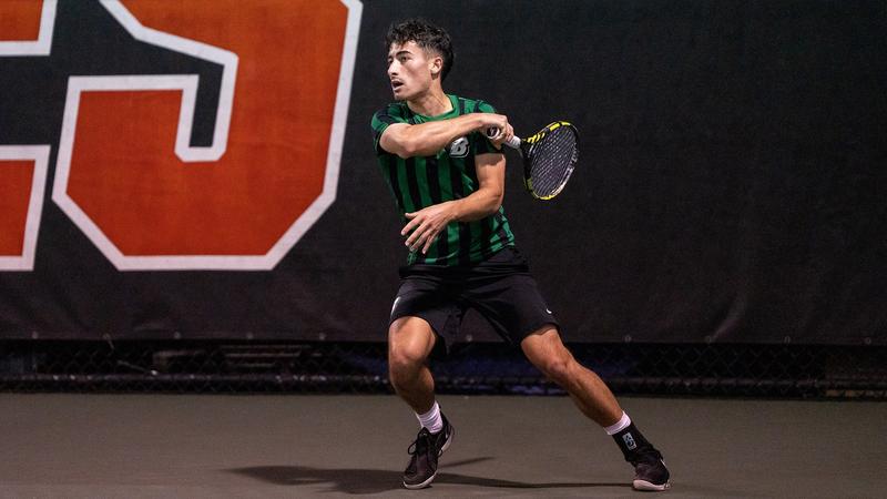 Men’s tennis defeats Le Moyne 4-2 for first win