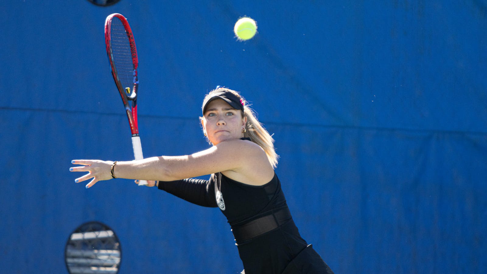 Gators women’s tennis secures spot at the NCAA Indoor National Championship with ITA Kickoff Weekend Victory. – The Independent Florida Alligator