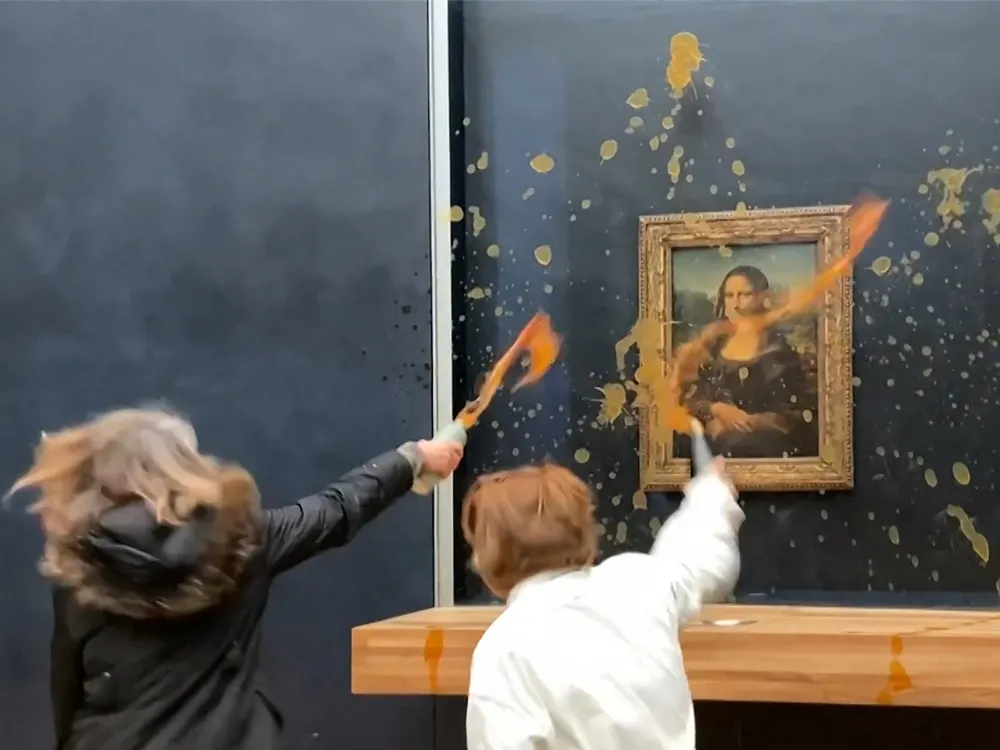 Climate Activists Throw Soup at the ‘Mona Lisa’