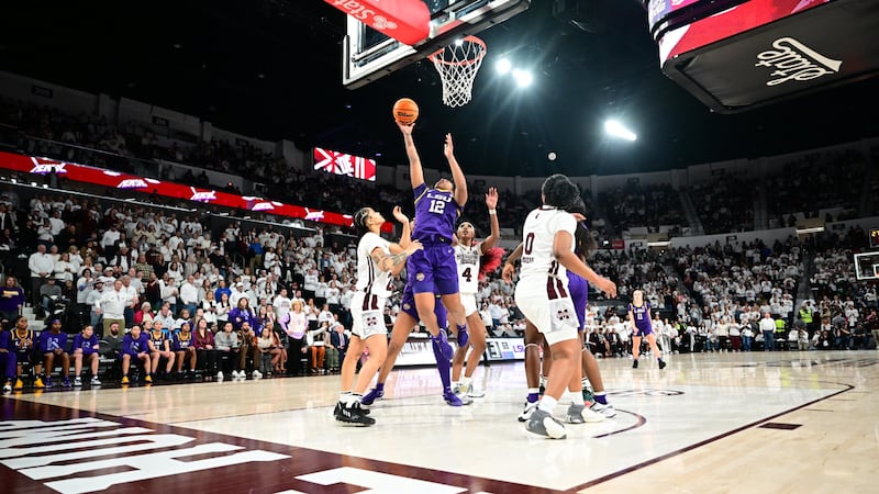 LSU women’s basketball falls to Mississippi State, 77-73