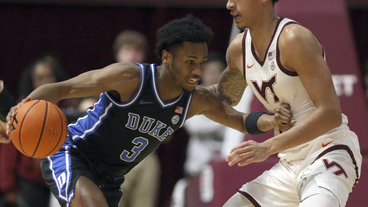 Roach leads No. 7 Duke to 77-67 road win over Virginia Tech